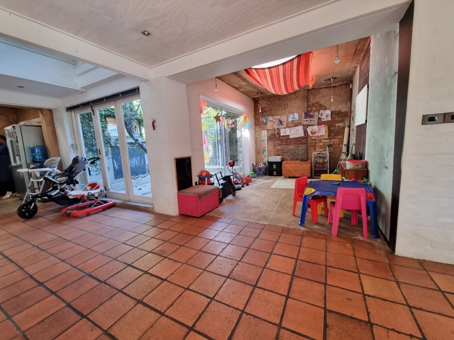 5 Bedroom Property for Sale in Waterkloof Gauteng