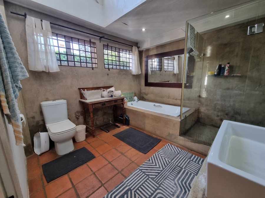 5 Bedroom Property for Sale in Waterkloof Gauteng