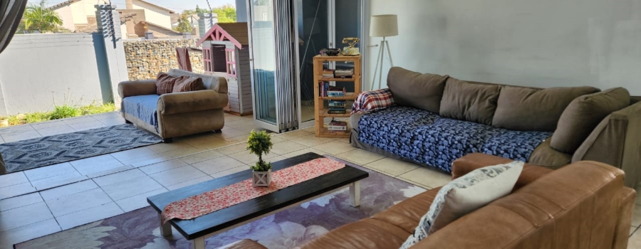 To Let  Bedroom Property for Rent in Greenstone Hill Gauteng