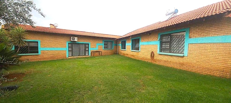 3 Bedroom Property for Sale in Lenasia Ext 10 Gauteng