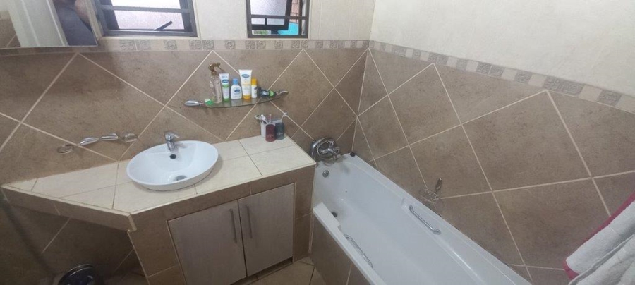 3 Bedroom Property for Sale in Lenasia Ext 10 Gauteng