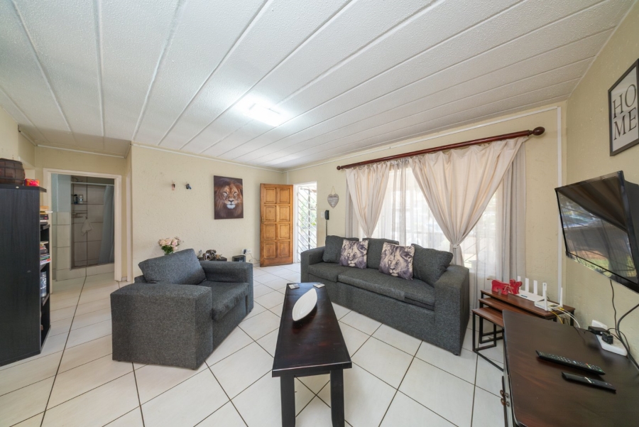 2 Bedroom Property for Sale in Eden Glen Gauteng