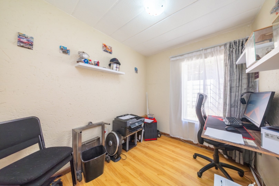 2 Bedroom Property for Sale in Eden Glen Gauteng