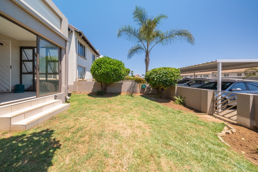 2 Bedroom Property for Sale in Eden Glen Gauteng