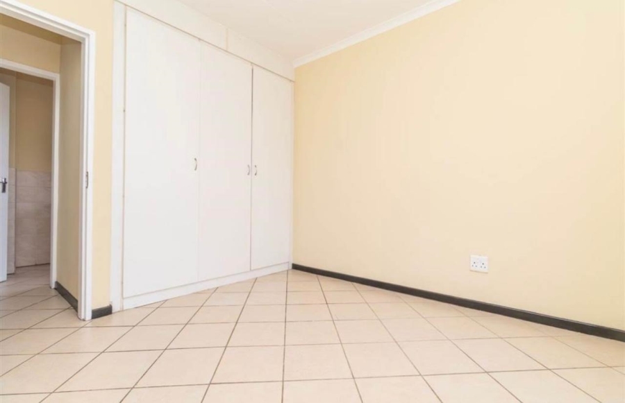  Bedroom Property for Sale in Honeydew Gauteng