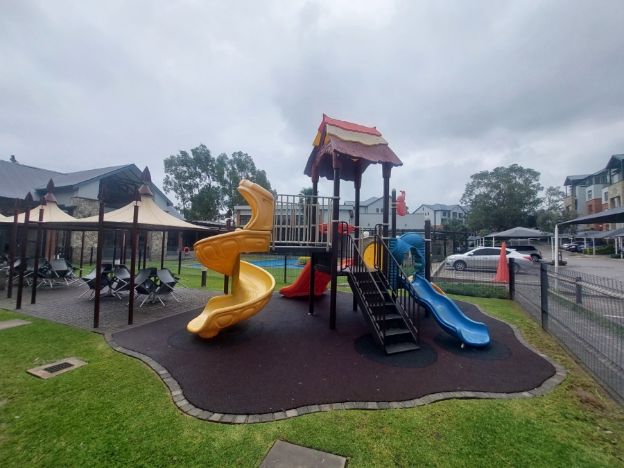 1 Bedroom Property for Sale in Olivedale Gauteng