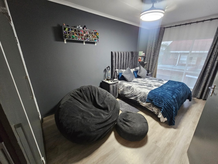 3 Bedroom Property for Sale in Eldoraigne Gauteng