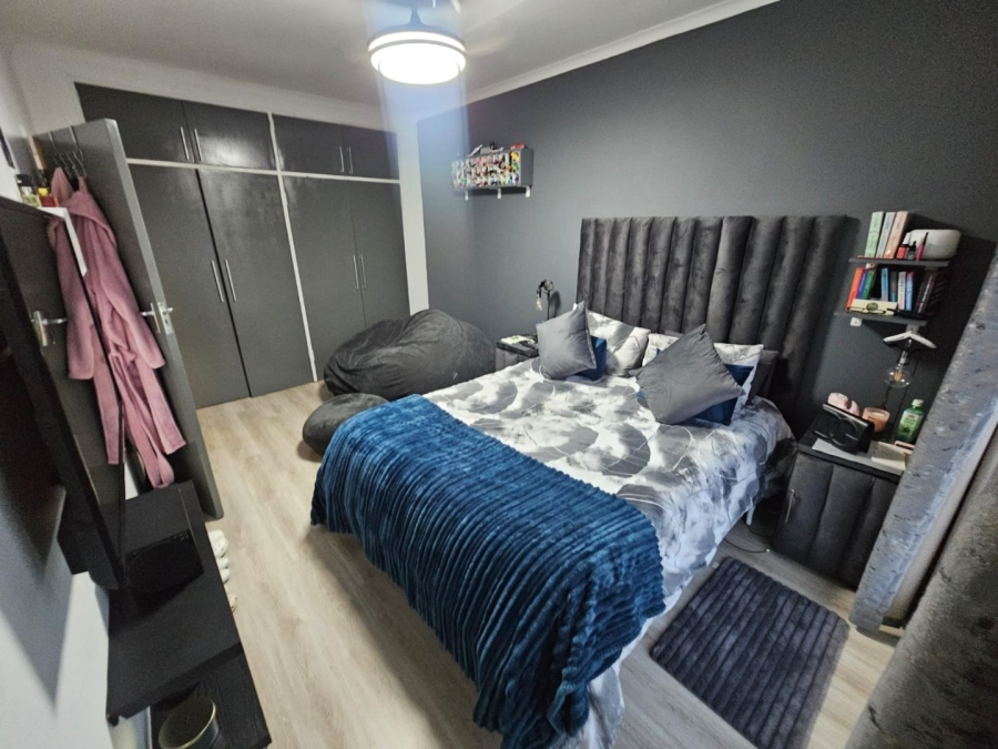 3 Bedroom Property for Sale in Eldoraigne Gauteng