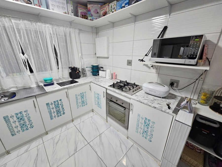 3 Bedroom Property for Sale in Eldoraigne Gauteng