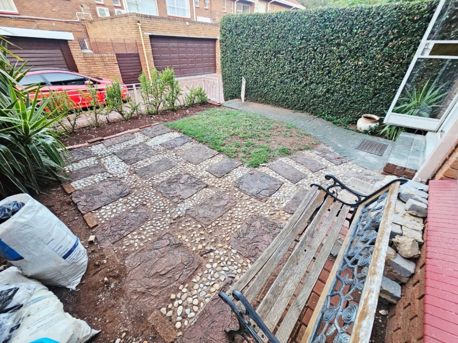 3 Bedroom Property for Sale in Eldoraigne Gauteng