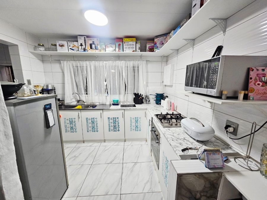 3 Bedroom Property for Sale in Eldoraigne Gauteng