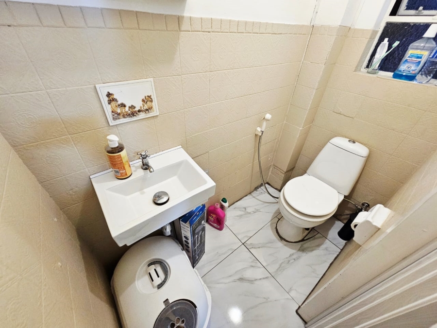 3 Bedroom Property for Sale in Eldoraigne Gauteng