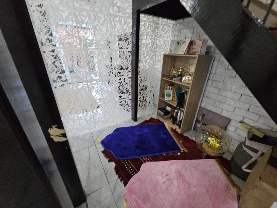 3 Bedroom Property for Sale in Eldoraigne Gauteng