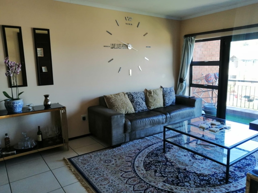To Let 2 Bedroom Property for Rent in Oakdene Gauteng