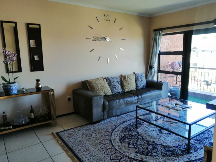 To Let 2 Bedroom Property for Rent in Oakdene Gauteng