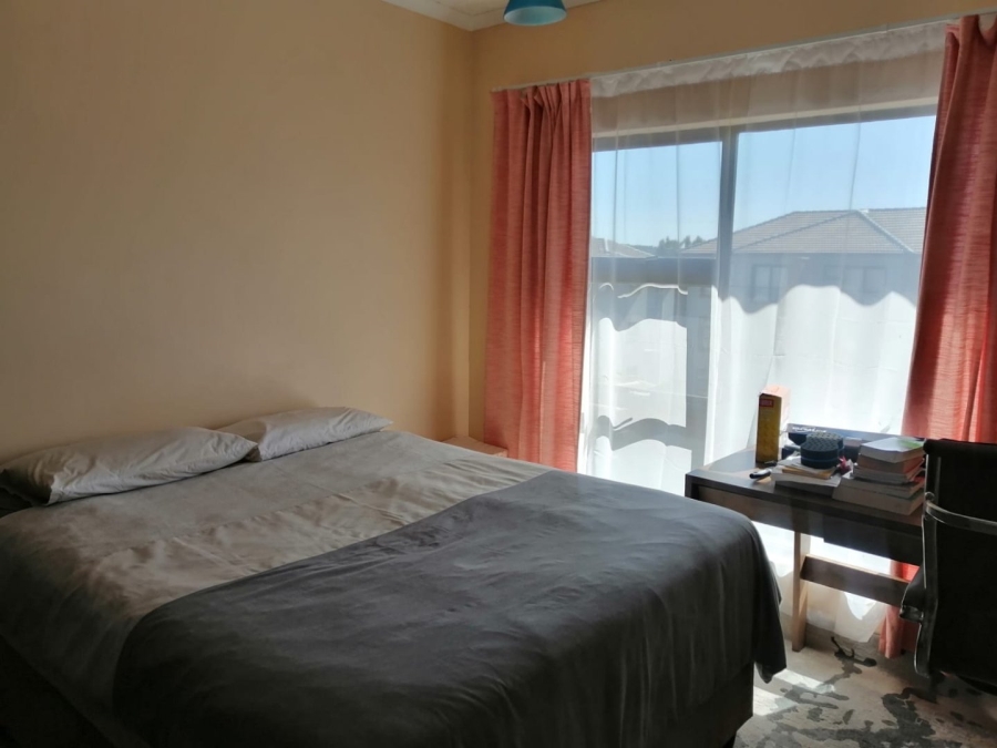 To Let 2 Bedroom Property for Rent in Oakdene Gauteng