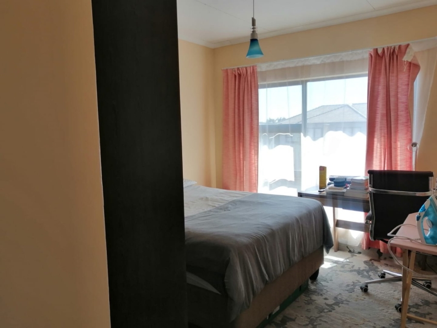 To Let 2 Bedroom Property for Rent in Oakdene Gauteng