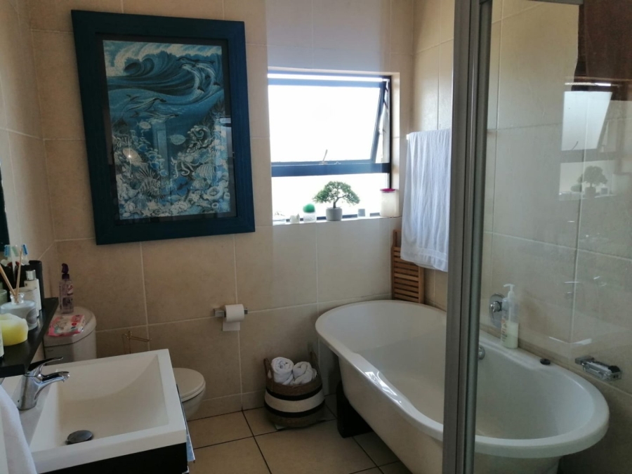 To Let 2 Bedroom Property for Rent in Oakdene Gauteng