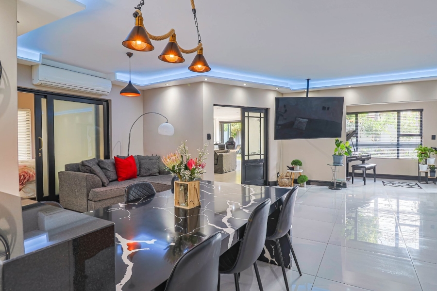 4 Bedroom Property for Sale in Amberfield Gauteng