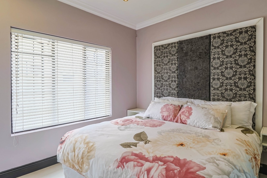 4 Bedroom Property for Sale in Amberfield Gauteng