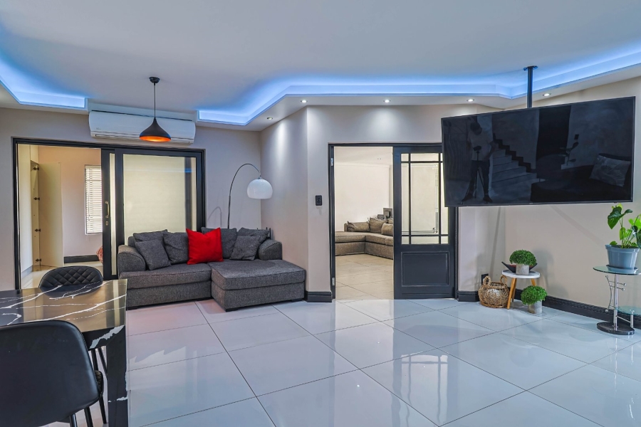 4 Bedroom Property for Sale in Amberfield Gauteng