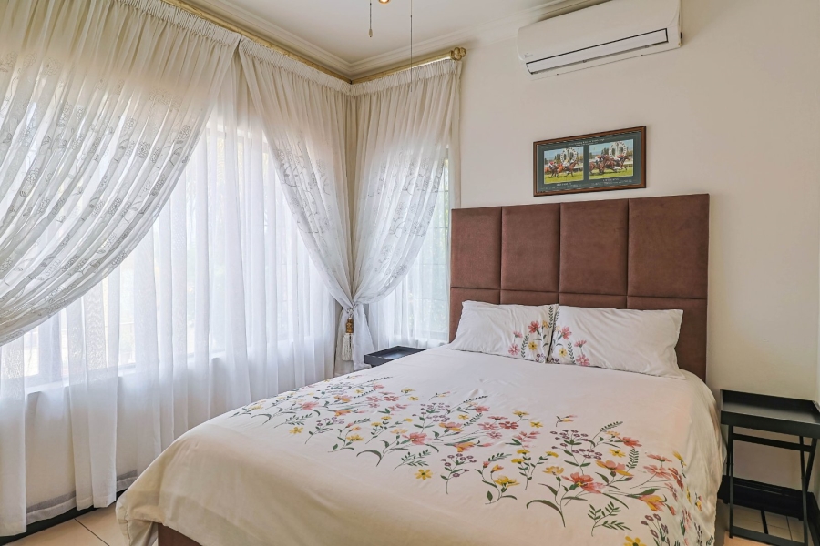 4 Bedroom Property for Sale in Amberfield Gauteng