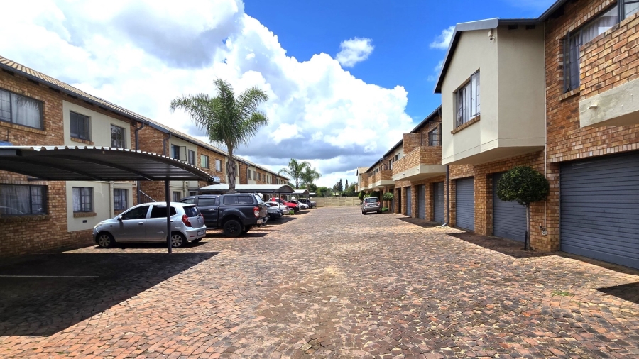 To Let 2 Bedroom Property for Rent in Wonderboom South Gauteng