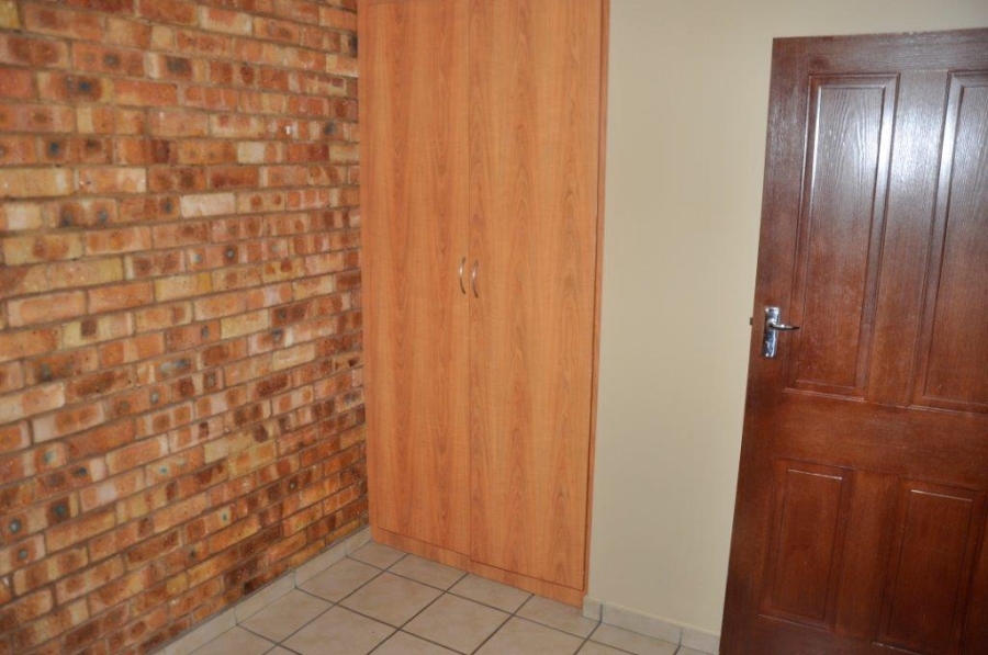 To Let 2 Bedroom Property for Rent in Wonderboom South Gauteng