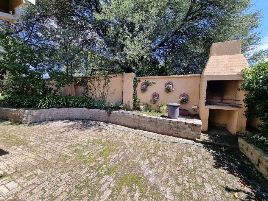 To Let 2 Bedroom Property for Rent in Vaaloewer Gauteng
