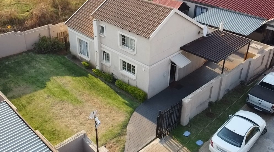 3 Bedroom Property for Sale in Terenure Gauteng