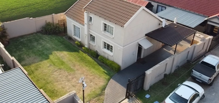 3 Bedroom Property for Sale in Terenure Gauteng