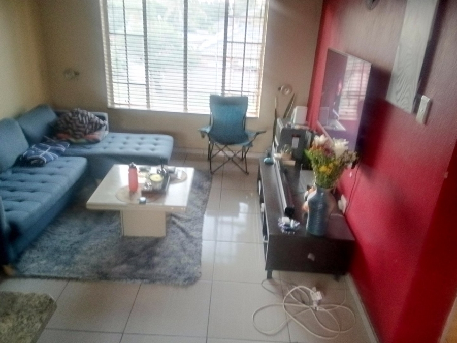 2 Bedroom Property for Sale in Heuwelsig Estate Gauteng