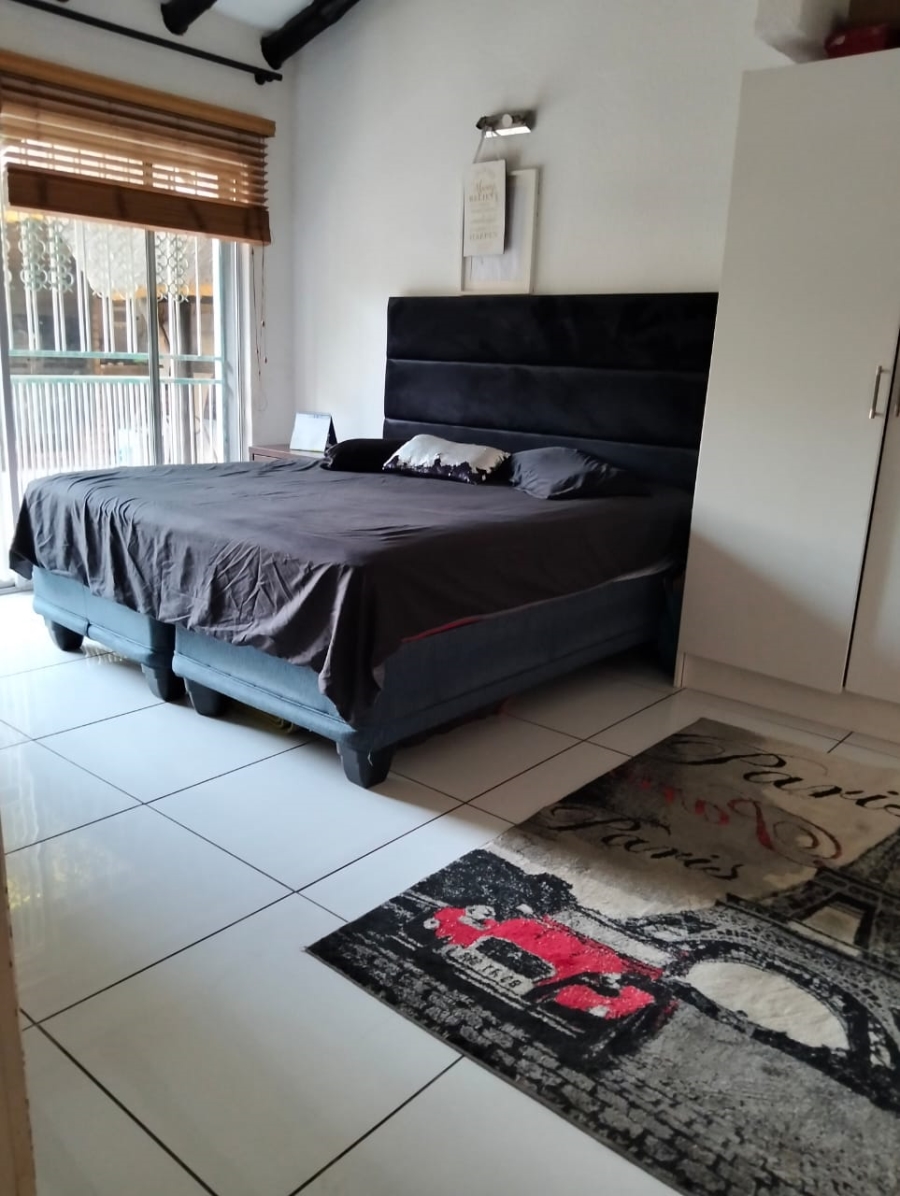 3 Bedroom Property for Sale in Glen Marais Gauteng