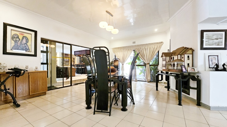 4 Bedroom Property for Sale in Three Rivers Proper Gauteng