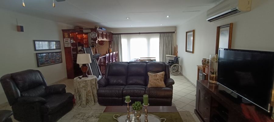 3 Bedroom Property for Sale in Magalieskruin Gauteng
