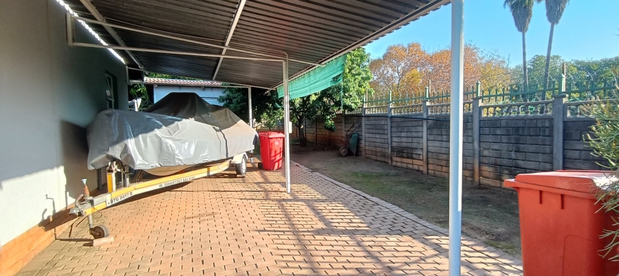 3 Bedroom Property for Sale in Magalieskruin Gauteng