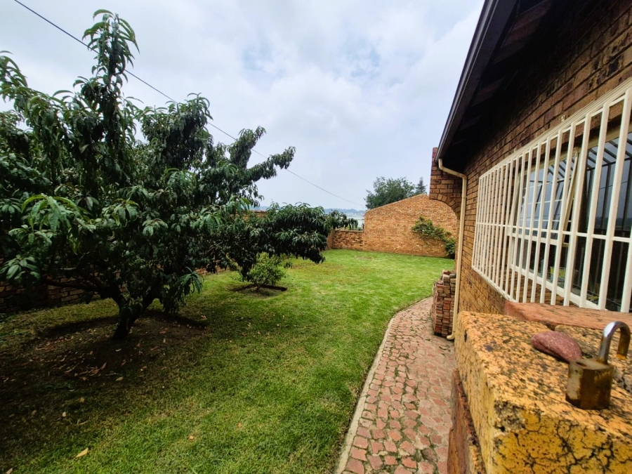 3 Bedroom Property for Sale in Country View Gauteng
