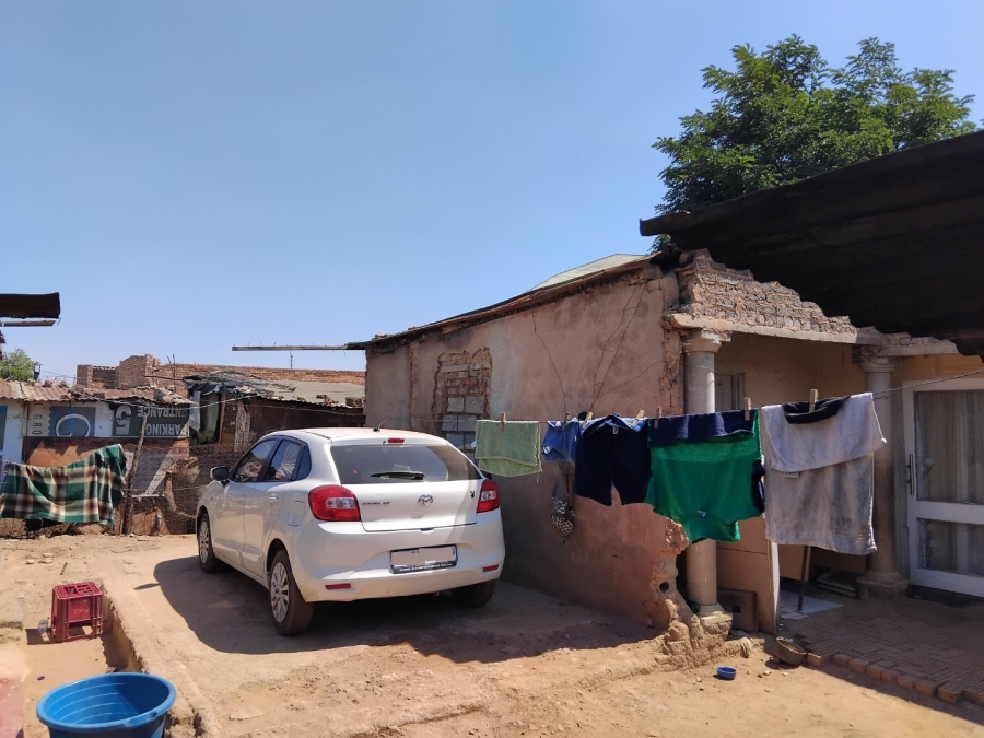 2 Bedroom Property for Sale in Duduza Gauteng
