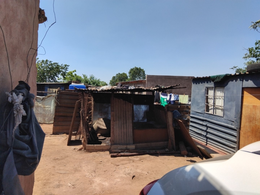 2 Bedroom Property for Sale in Duduza Gauteng