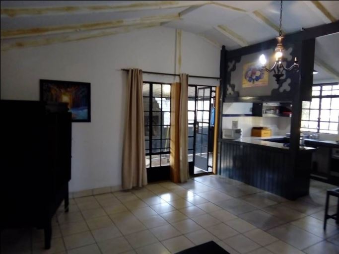 7 Bedroom Property for Sale in Glen Austin Gauteng