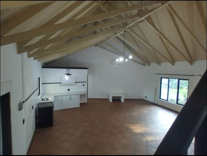 7 Bedroom Property for Sale in Glen Austin Gauteng