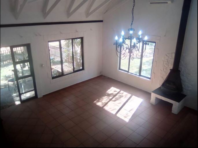 7 Bedroom Property for Sale in Glen Austin Gauteng