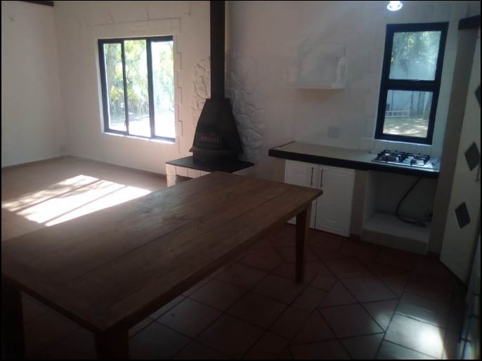 7 Bedroom Property for Sale in Glen Austin Gauteng