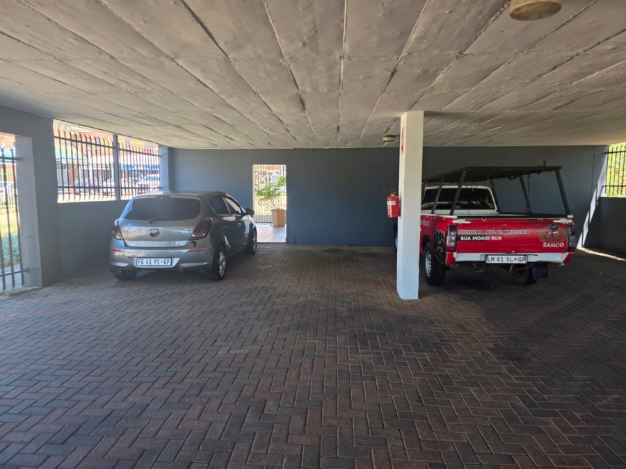 Commercial Property for Sale in Wonderpark Estate Gauteng