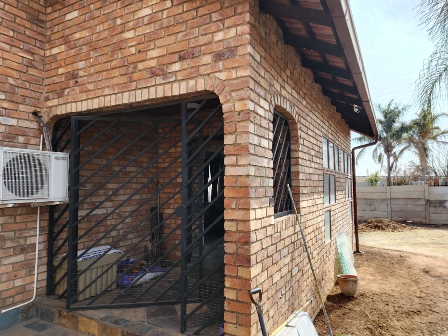 4 Bedroom Property for Sale in Doornpoort Gauteng