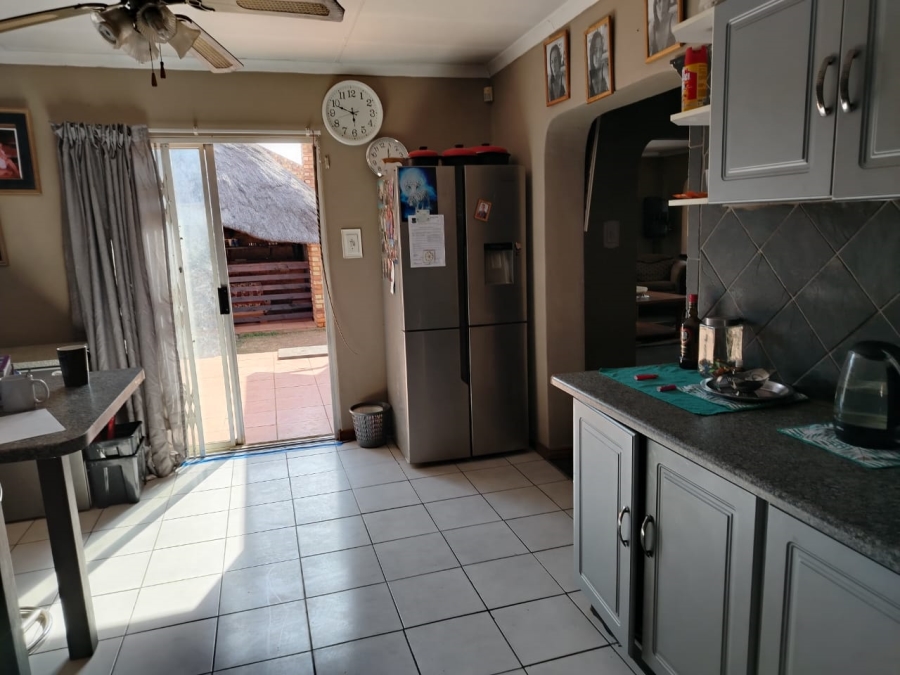 4 Bedroom Property for Sale in Doornpoort Gauteng