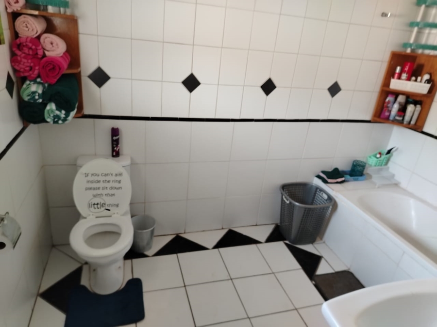 4 Bedroom Property for Sale in Doornpoort Gauteng