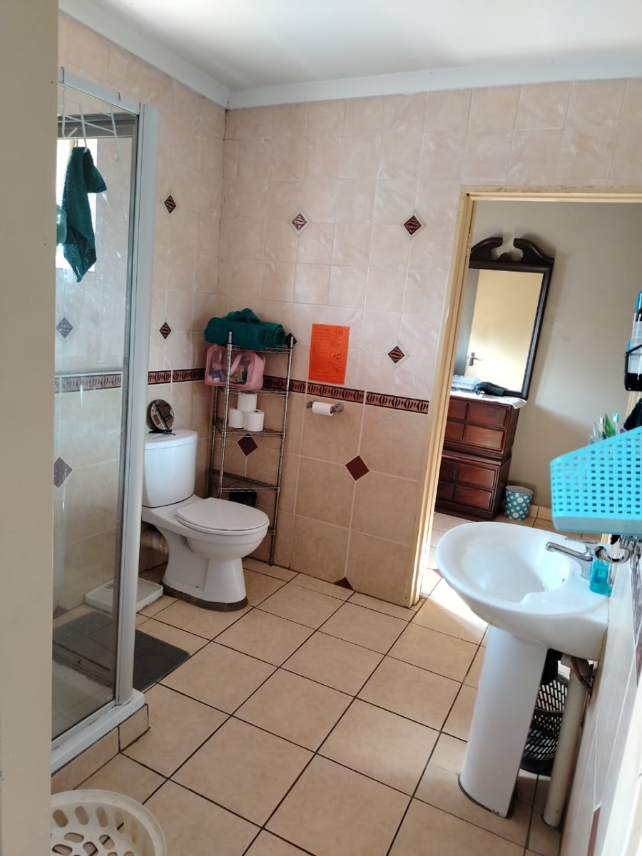 4 Bedroom Property for Sale in Doornpoort Gauteng