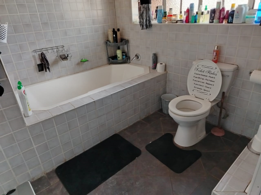 4 Bedroom Property for Sale in Doornpoort Gauteng