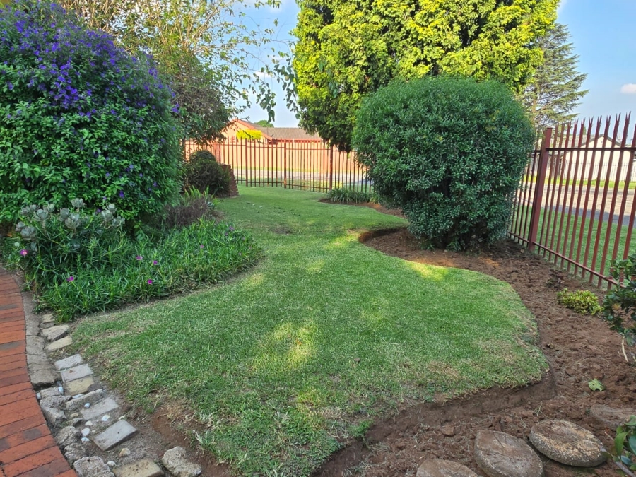 To Let 3 Bedroom Property for Rent in Marlands Gauteng